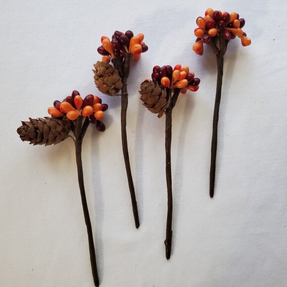 Fall / Autumn Pip Berry Cluster - 4.5" Stem with Pinecone – Set of (4) - Picture 3 of 4